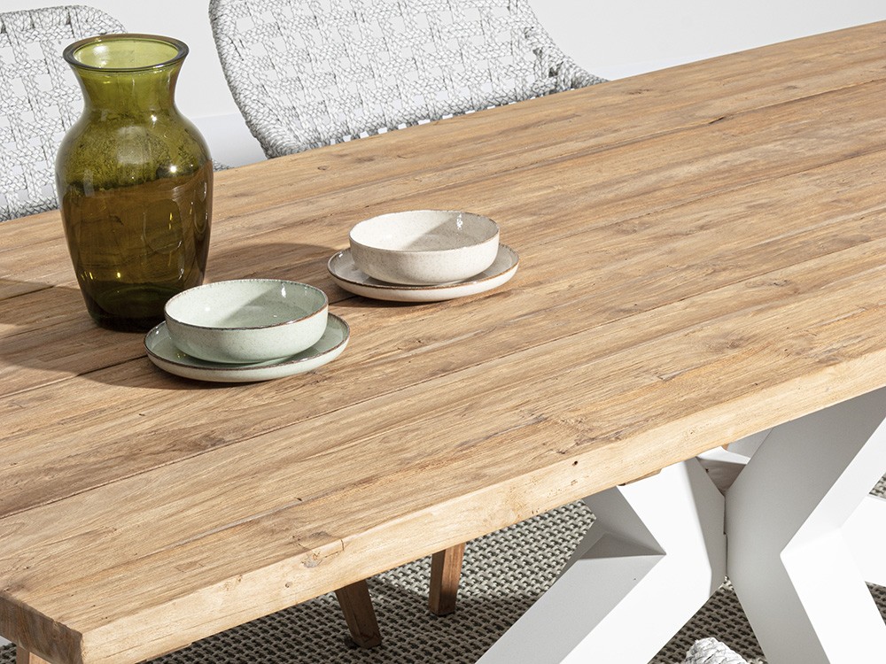 Mesa de comedor exterior Ramsey de aluminio y madera de teca de Bizzotto - 8