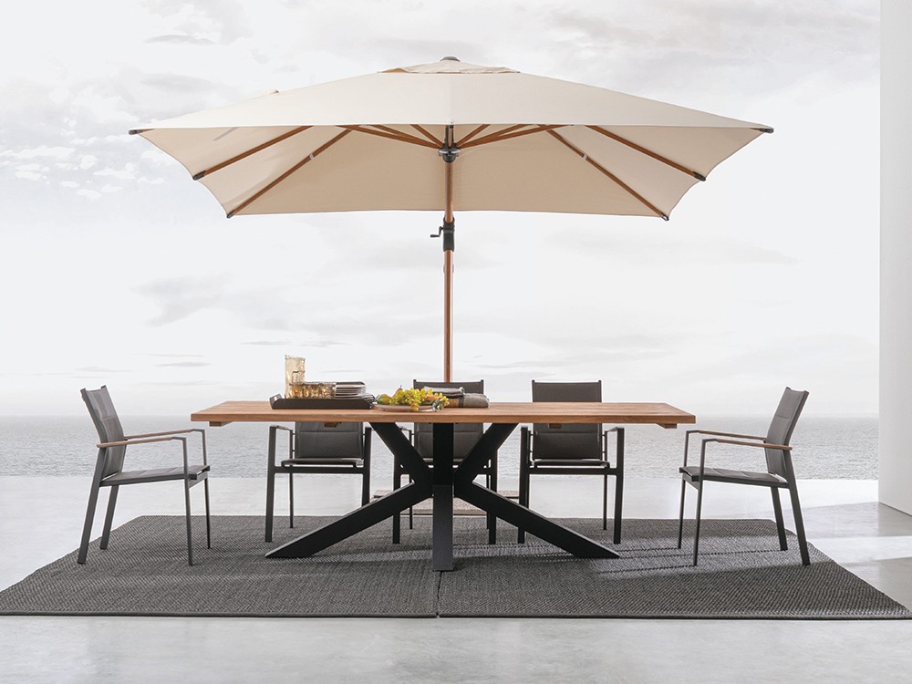 Mesa de comedor exterior Ramsey de aluminio y madera de teca de Bizzotto - 11