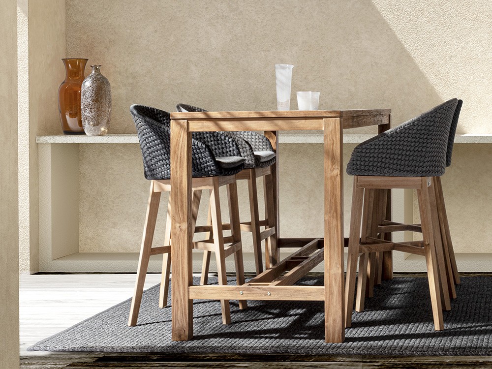 Mesa alta de madera de teca Maricruz Bizzotto - 2