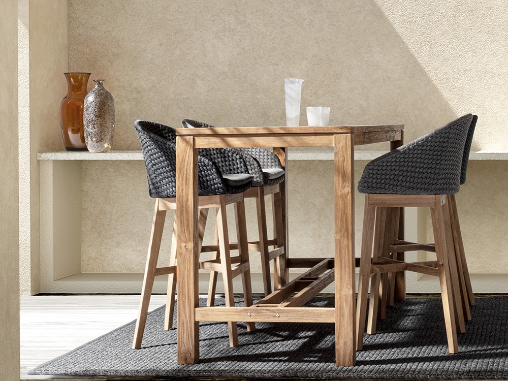 Taburete alto para exterior o interior Coachella de madera de teca y cuerda trenzada Bizzotto - 1