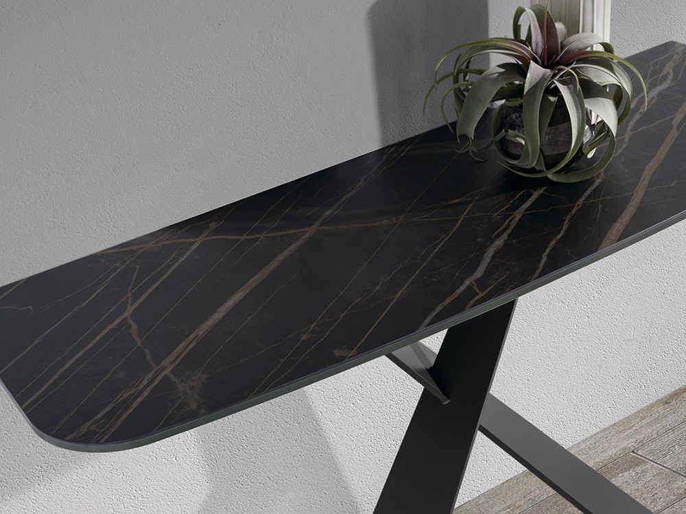 Consola de acero y porcelánico Kreta de Ramiro Tarazona - 2