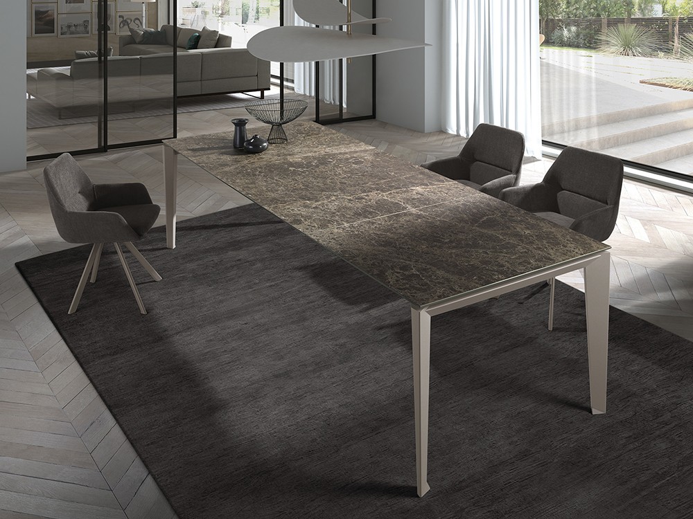 Silla de comedor tapizada Oval Confort de Ramiro Tarazona - 3