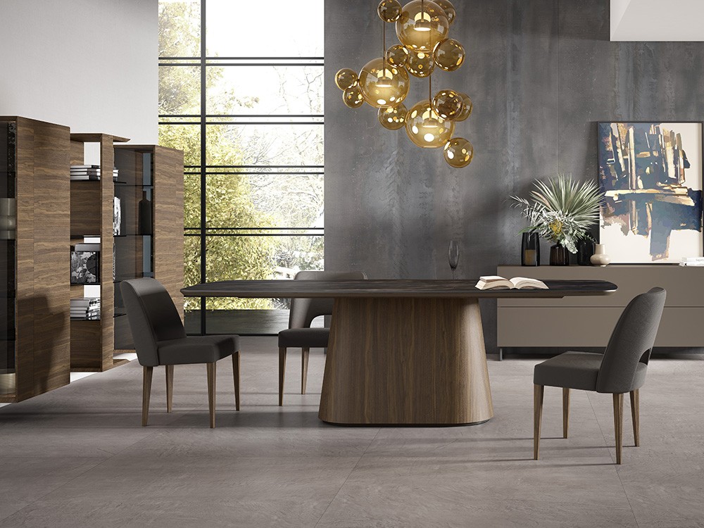 Mesa fina de comedor XV Porcelánico y chapa natural de nogal de A. Brito - 1