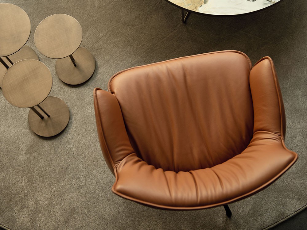 Sillón giratorio Rhonda Lounge tapizado en ecopiel de Cattelan Italia - 9