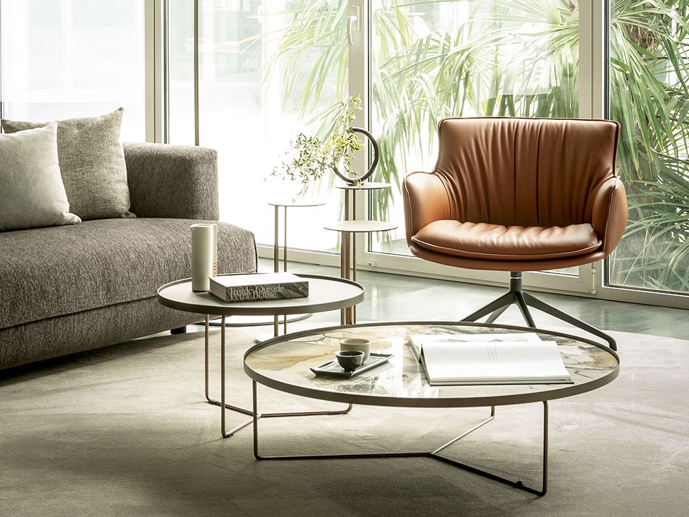 Sillón giratorio Rhonda Lounge tapizado en ecopiel de Cattelan Italia - 12