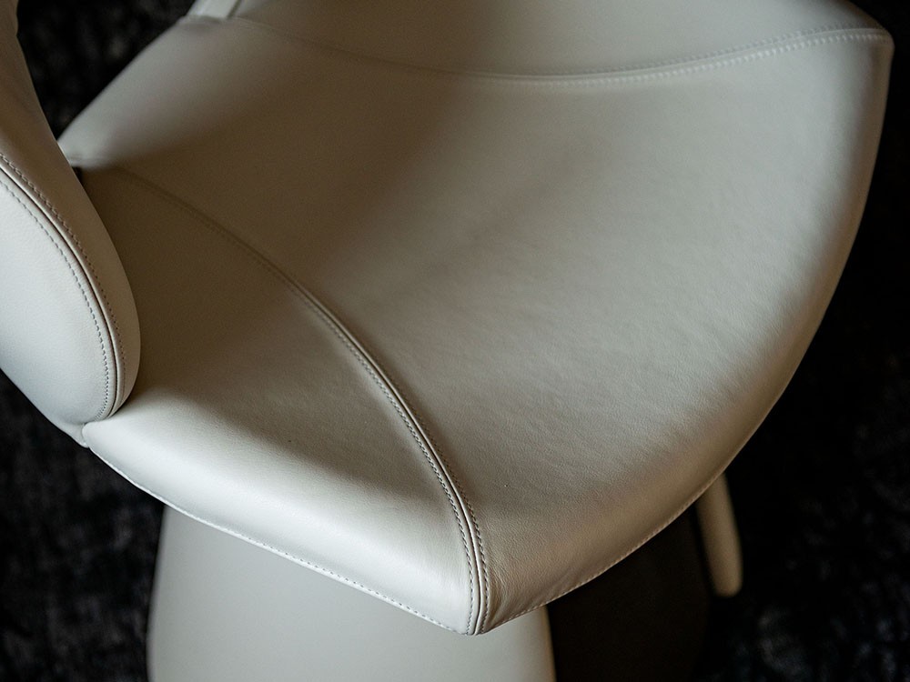 Silla Dafne tapizada en ecopiel de Cattelan Italia - 5