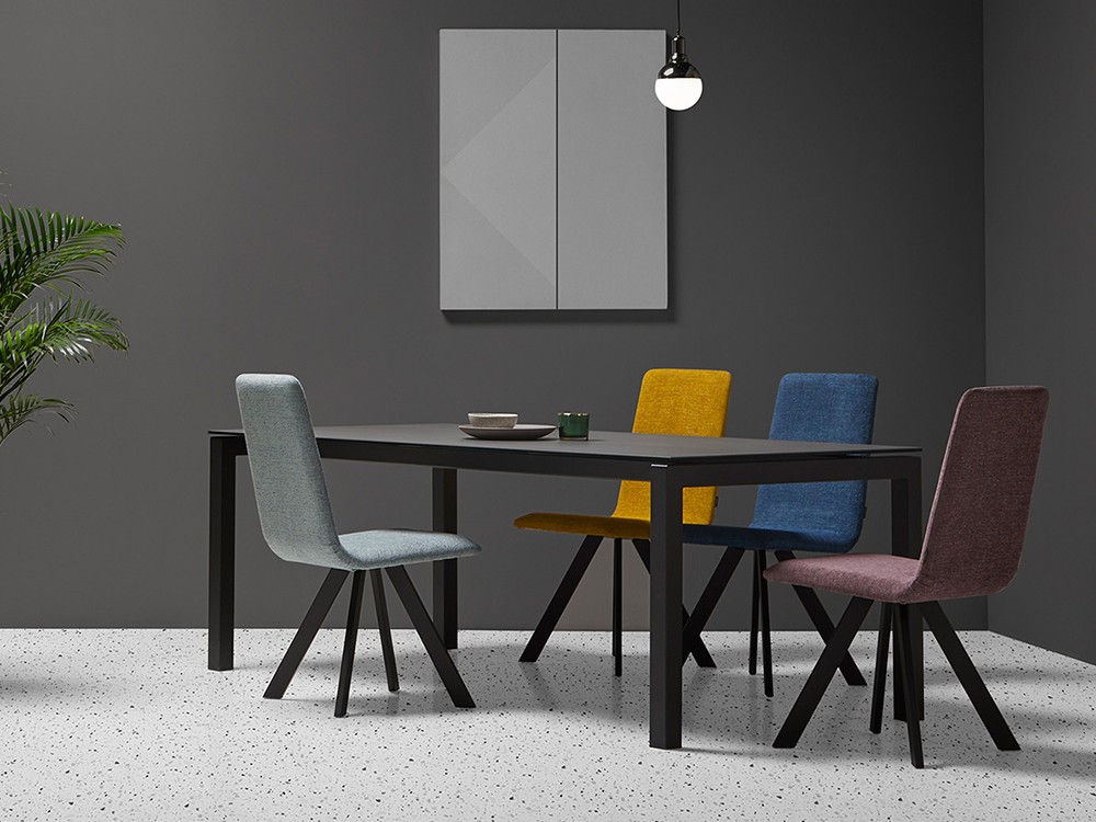 Silla con patas en forma de pirámide Vulcano Mobliberica - 3