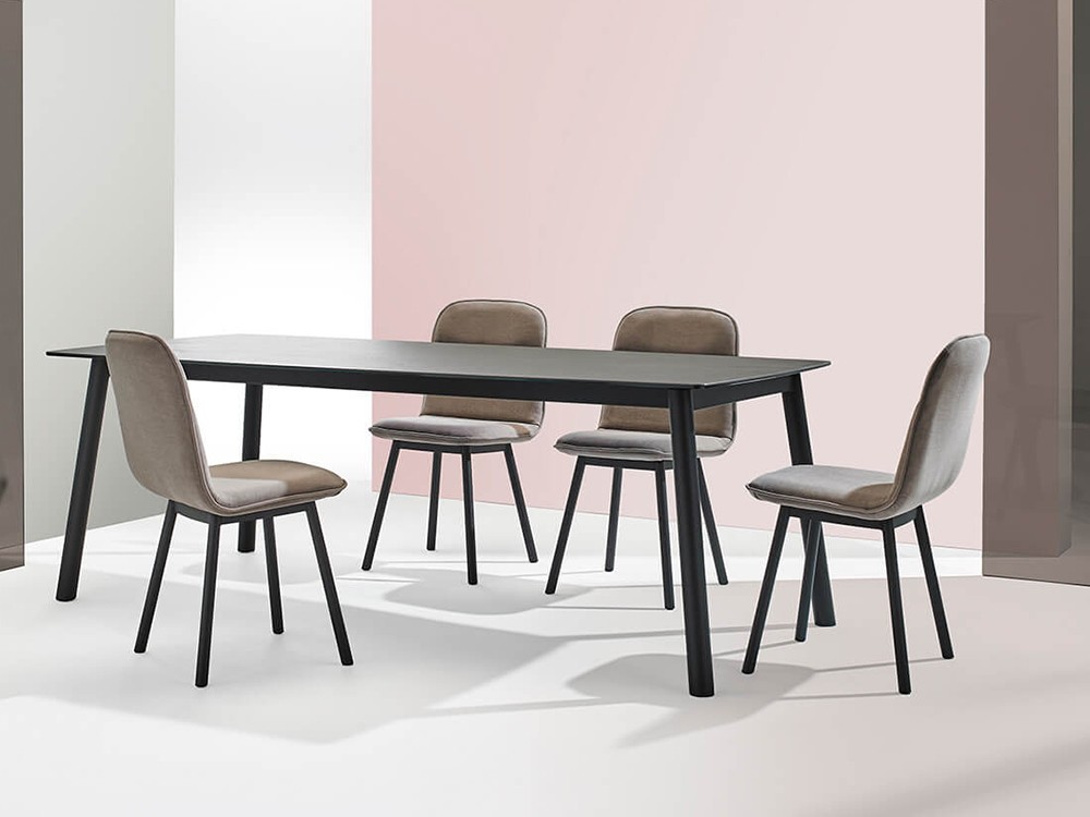 Silla tapizada con pie metálico Köln Mobliberica - 5