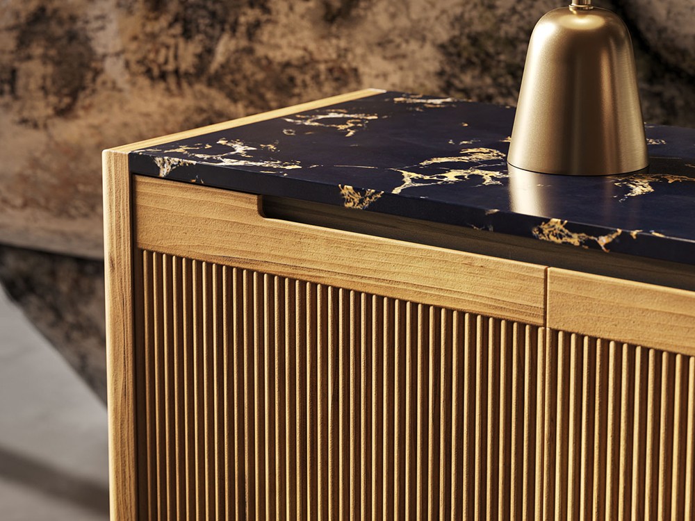 Aparador Tallín fabricado en madera maciza de Grupo Seys - 4