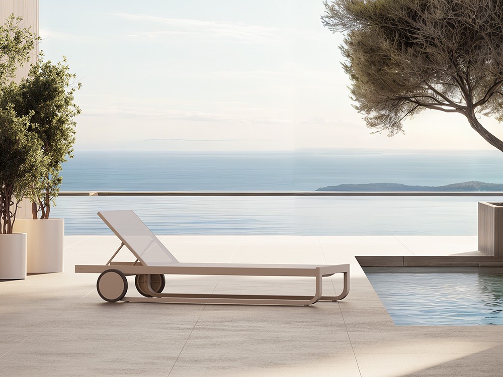 Tumbona reclinable con ruedas para terraza o jardín Ventus de SKLD muebles de exterior premium - 1