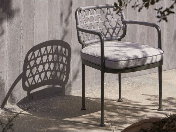 Sillón apilable para comedor exterior Curio de Point muebles de jardín premium - 1