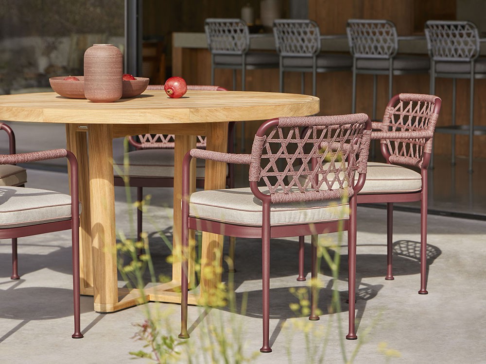 Sillón de comedor apilable Curio de Point muebles de exterior premium - 14