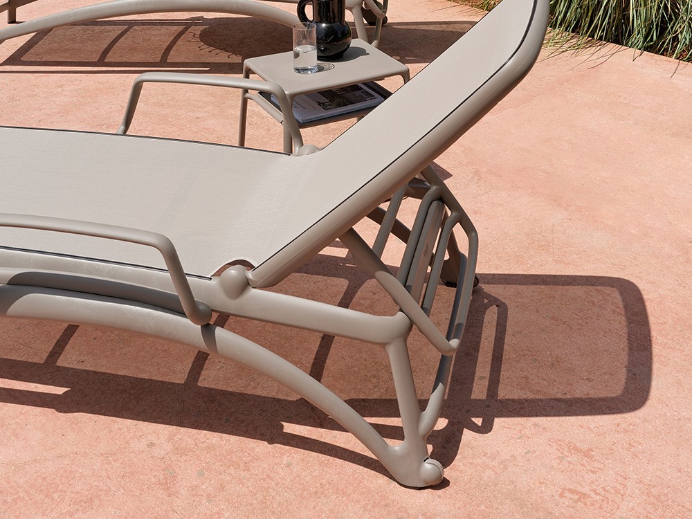 Tumbona reclinable de polipropileno Atlantico de Nardi - 26