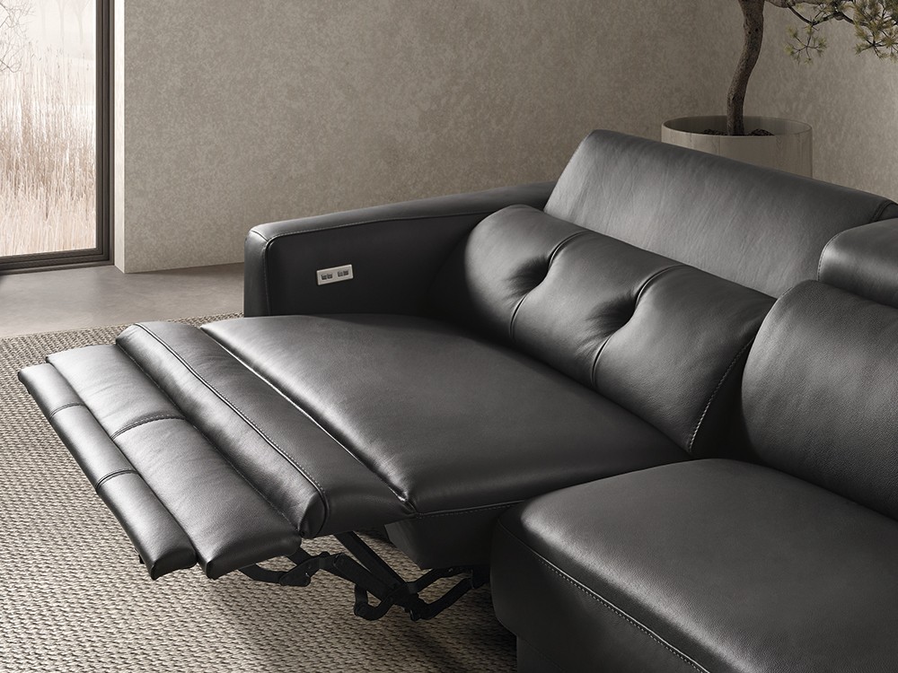 Sofá rinconera tapizado en piel Claudia de Bobbio - 5