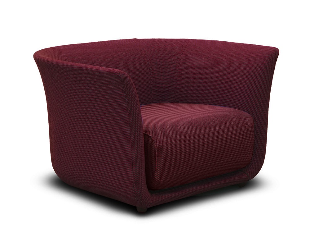Butaca Suave de Vondom, diseño de Marcel Wanders para exterior e interior, totalmente tapizable y de gran confort.