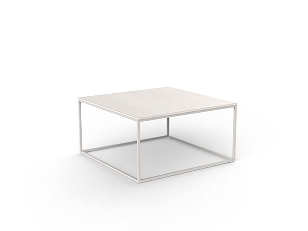 Mesa de centro Suave, perfecta para exterior e interior con diseño de Marcel Wanders.