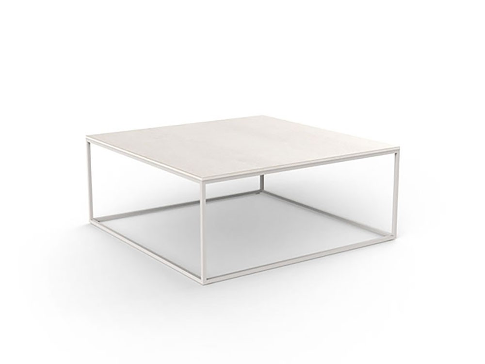 Mesa de centro Suave, ideal para combinar con sofás modulares. Ligera y robusta.