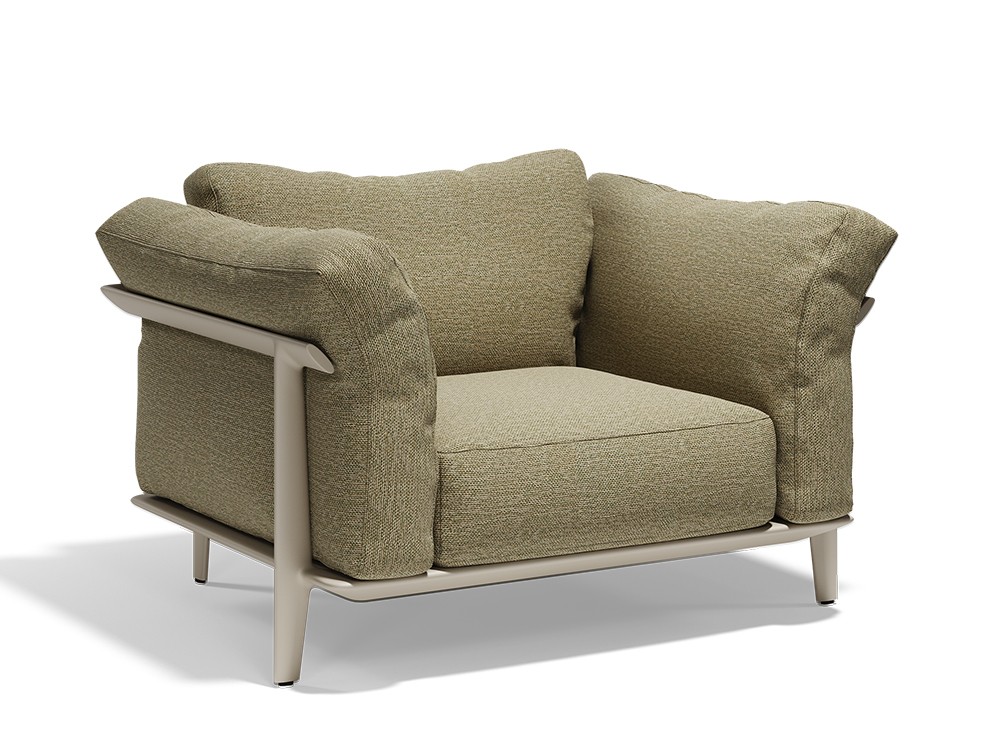 Sillón exterior Pasadena de Vondom, con líneas suaves y tapizable en tejidos seleccionados. Diseño de Jean-Marie Massaud.