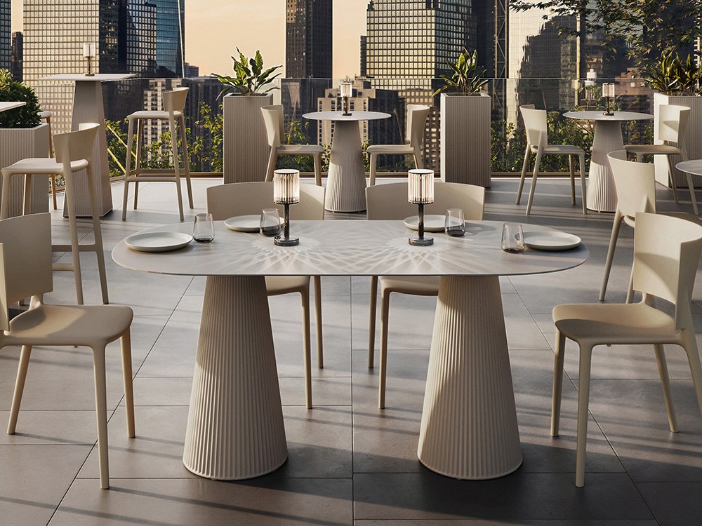 Elegancia y diseño en la lámpara portátil de sobremesa Gatsby de Vondom