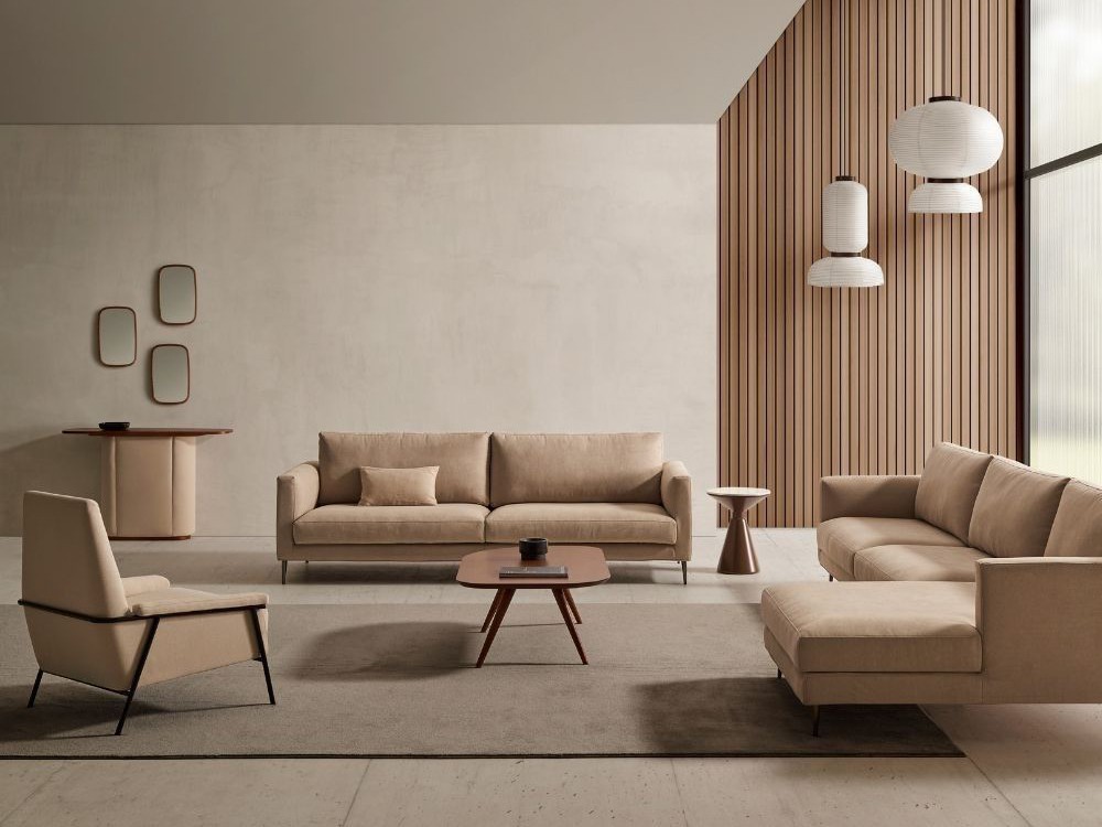 Espejo Pond de diseño contemporáneo. Formas suaves y marco difuminado que realza la sensación de ligereza en la decoración.