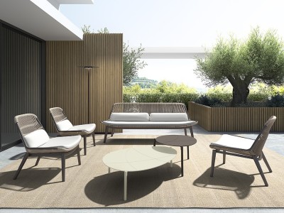 Sillón para exterior Catona de aluminio y fibra trenzada Agua de mar de Joenfa