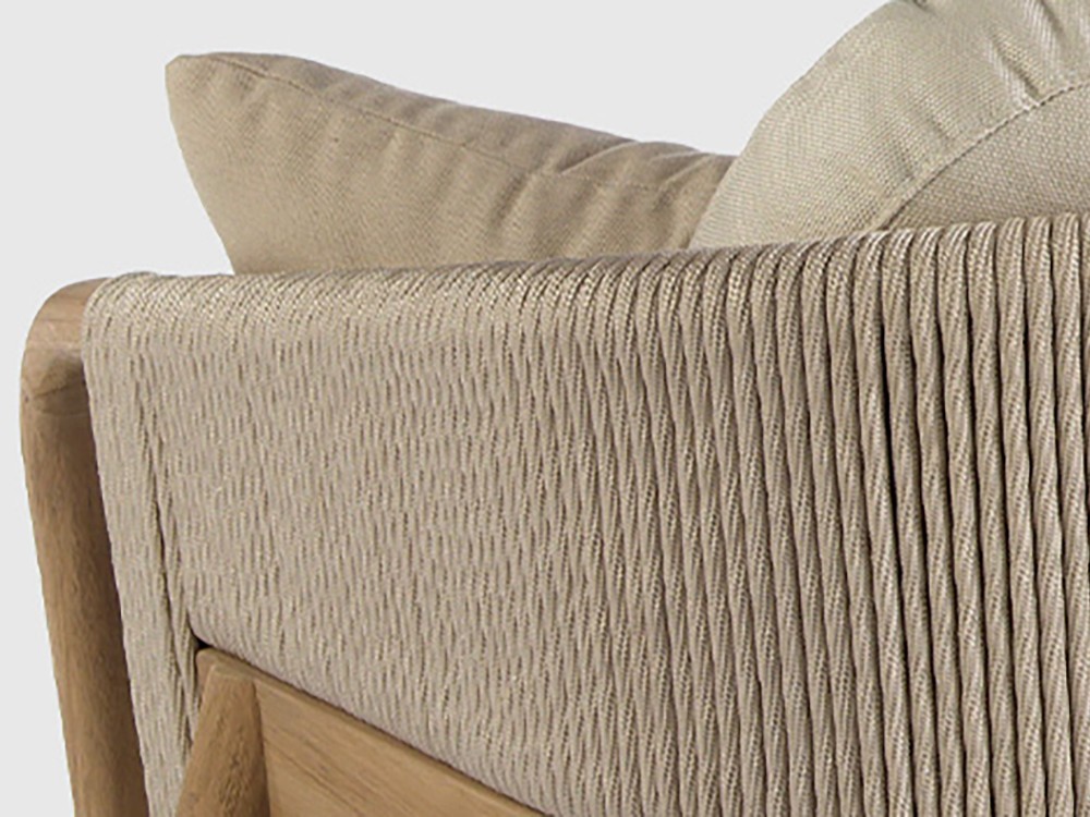 Sofá Desire, impecable artesanía de la cuerda trenzada y la calidez de la madera de teca