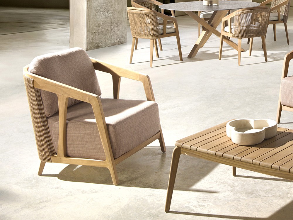 Sillón de Salón Rio: Teca y fibra sintética 3mm para un oasis de confort en tu exterior