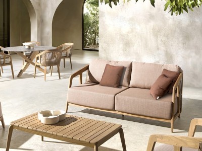 Sofá de Salón Rio de Joenfa: Teca y fibra sintética 3mm. Confort y estilo para tu exterior.
