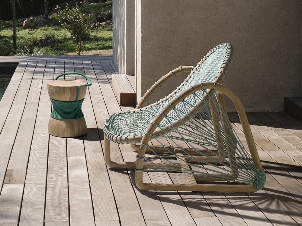 Sillón Pavilion de Joenfa: Elegancia minimalista y confort sin esfuerzo