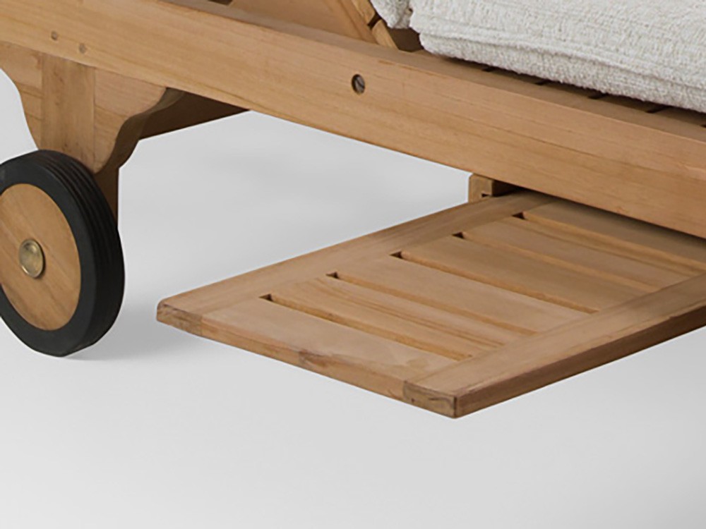 Diseño funcional: Madera de teca y tejidos premium para un exterior perfecto