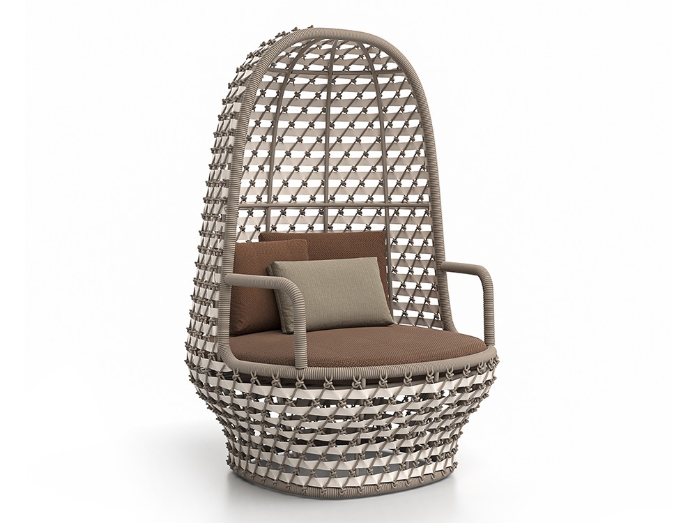 Sillón de exterior de aluminio y fibra sintética trenzada koro Cocoon SKLD