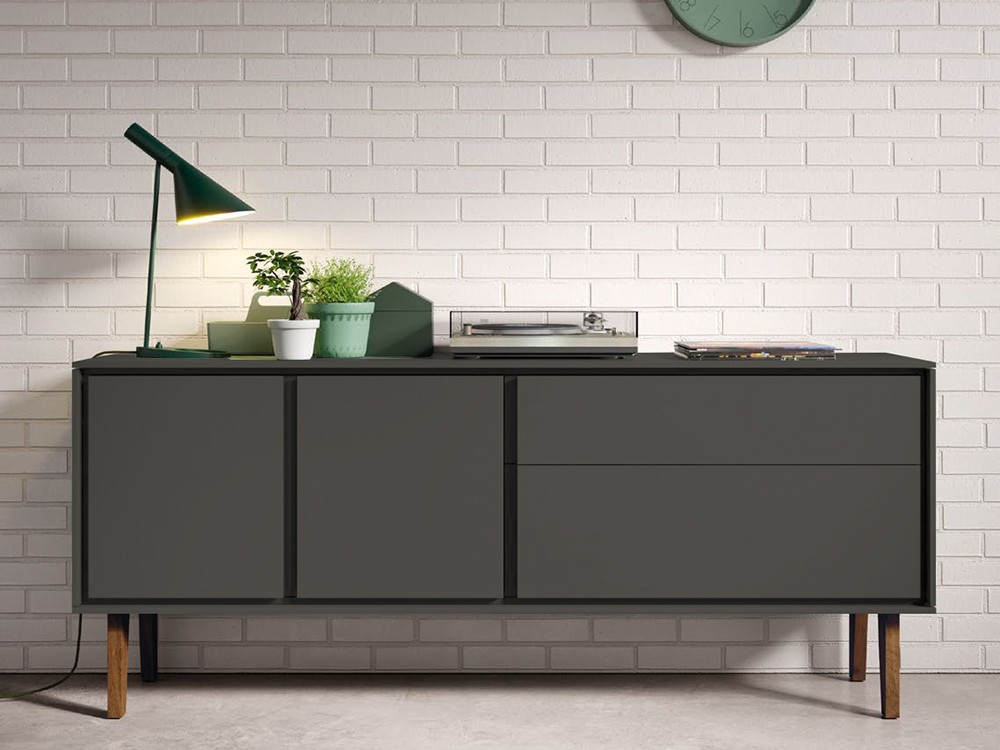 Dos puertas y dos cajones de gran capacidad para el aparador New Book 19