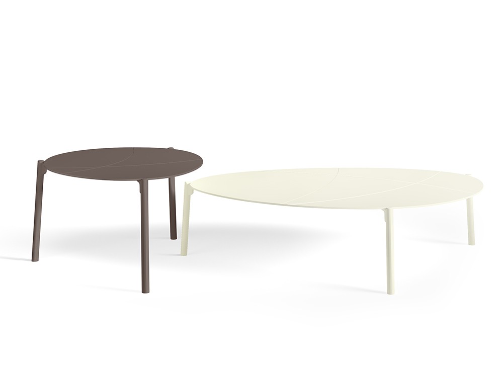 Mesa de centro de aluminio decorado, en dos medidas que puedes combinar o poner solas. Catona de Agua de mar
