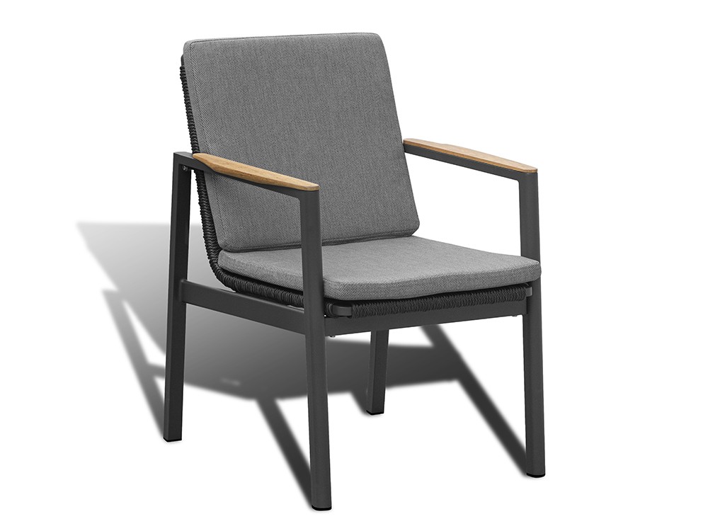 Silla Rossano de Joenfa Agua de Mar con estructura de aluminio y respaldo en fibra sintética trenzada