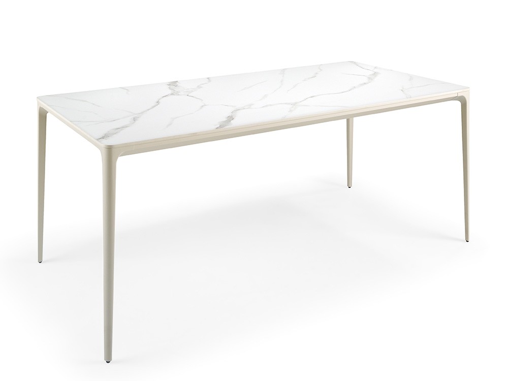 Mesa fija para comedor exterior de aluminio y sobre sintered stone Marotta de Agua de Mar.