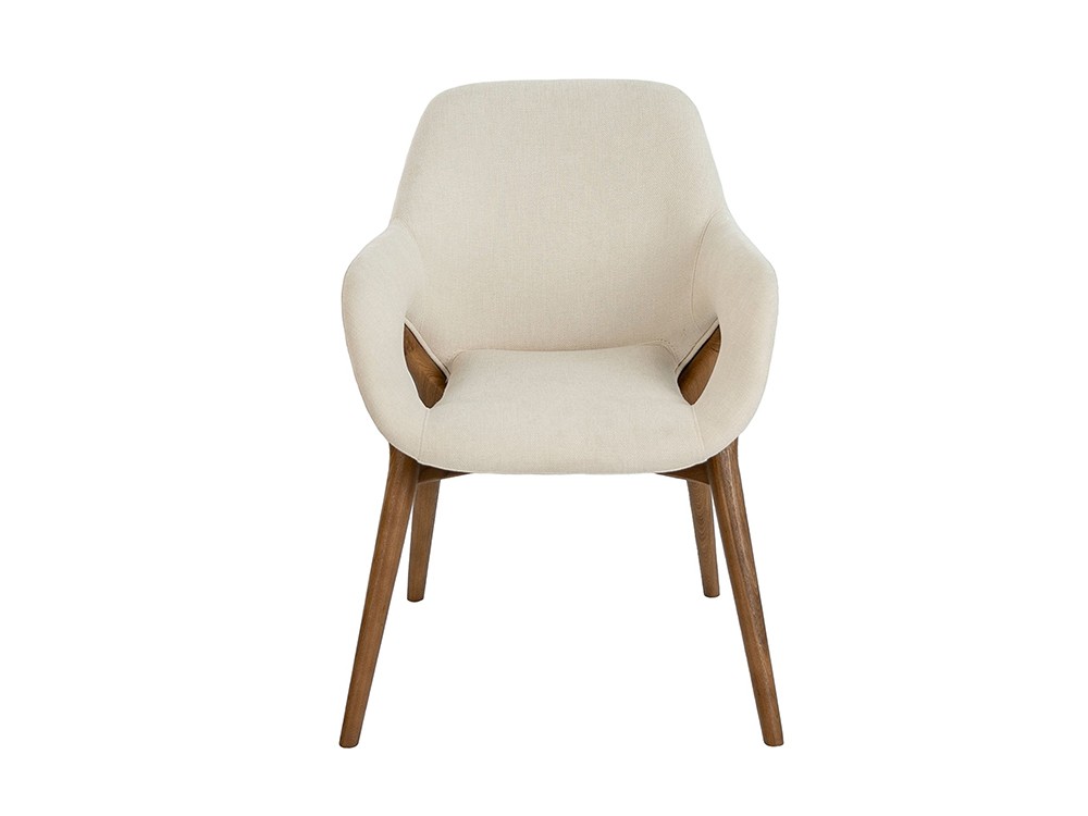 Su asiento confortable invita a largas sobremesas, silla 4197 de Ángel Cerdá