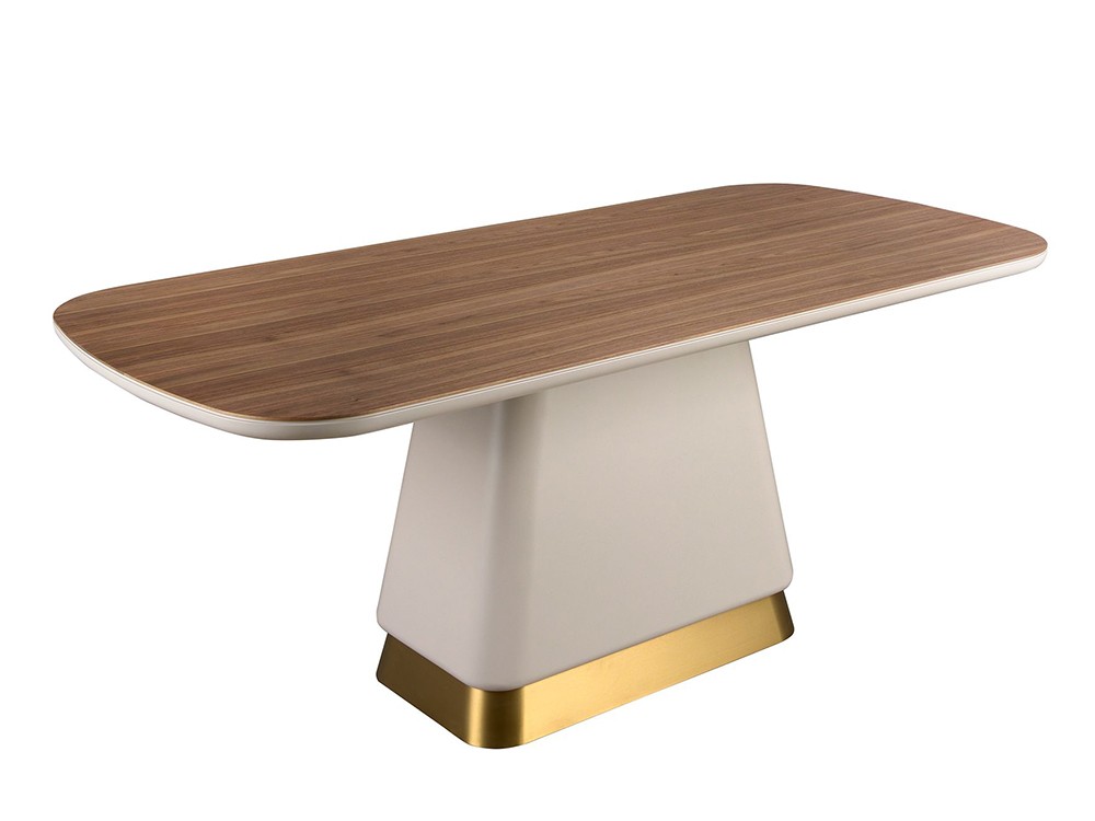 Combina la chapa natural de nogal con la base de DM lacado y acero dorado, mesa 1166 de Ángel Cerdá