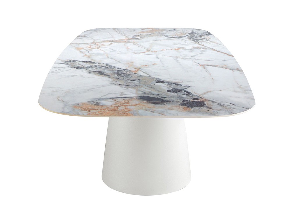 Su juego de volúmenes y acabados hacen de esta mesa única, mesa barril 1135 de Ángel Cerdá