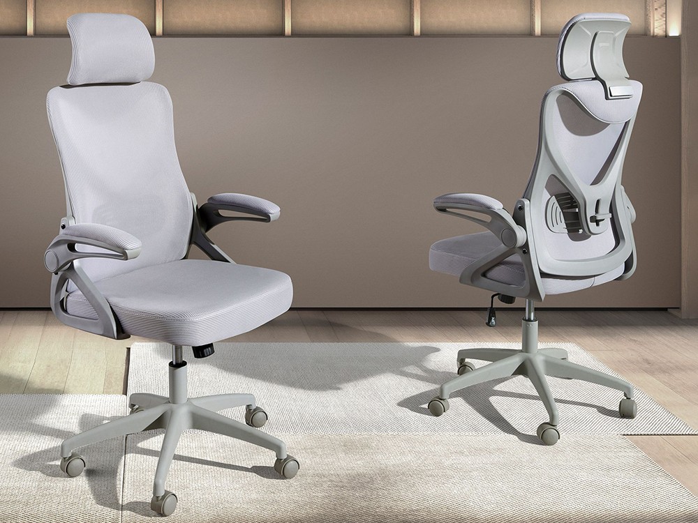 Tapizado en tejido gris con estructura en pvc del mismo color, sillón 4153 Ángel Cerdá