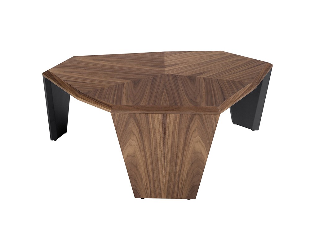 Combina la chapa natural con la estructura de pvc negro de Ángel Cerdá 2136