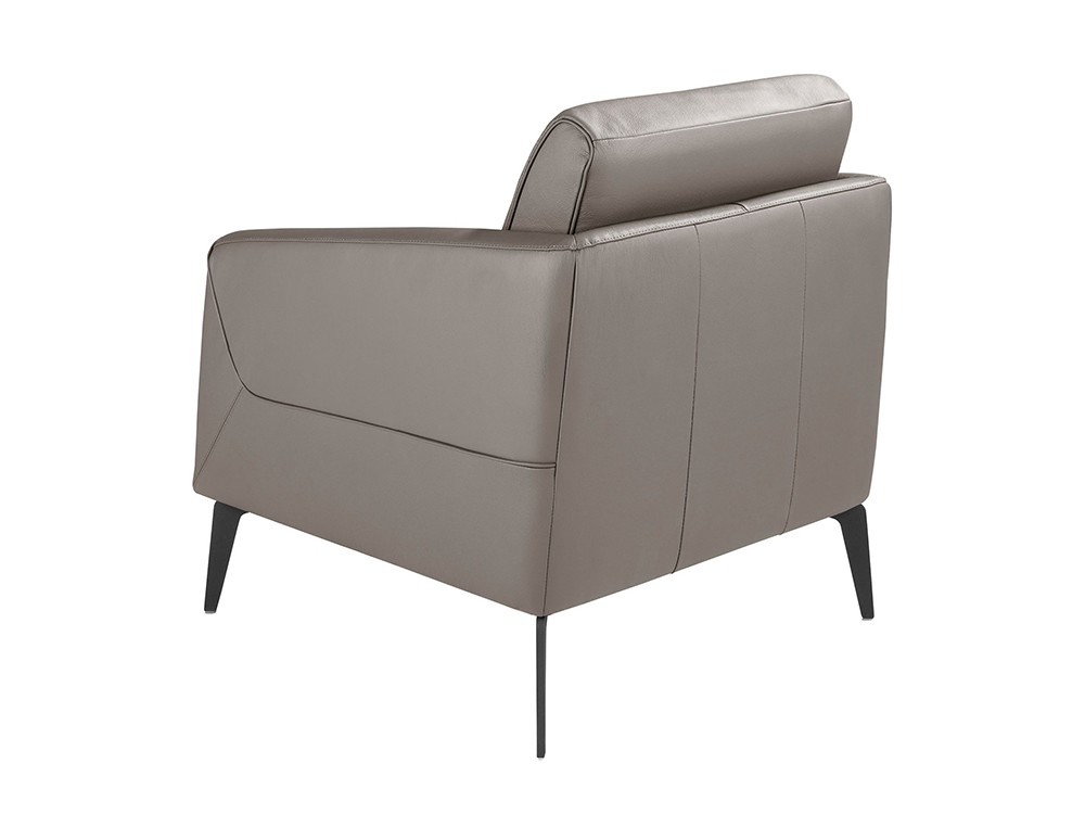 Con sentada confortable asiento relleno de espuma de poliuretano, sillón 5134 de Ángel Cerdá