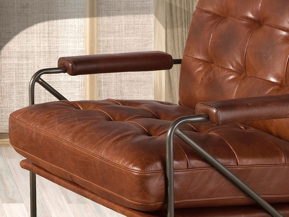 Detalle del tapizado en piel natural de origen vacuno 5166 de Ángel Cerdá