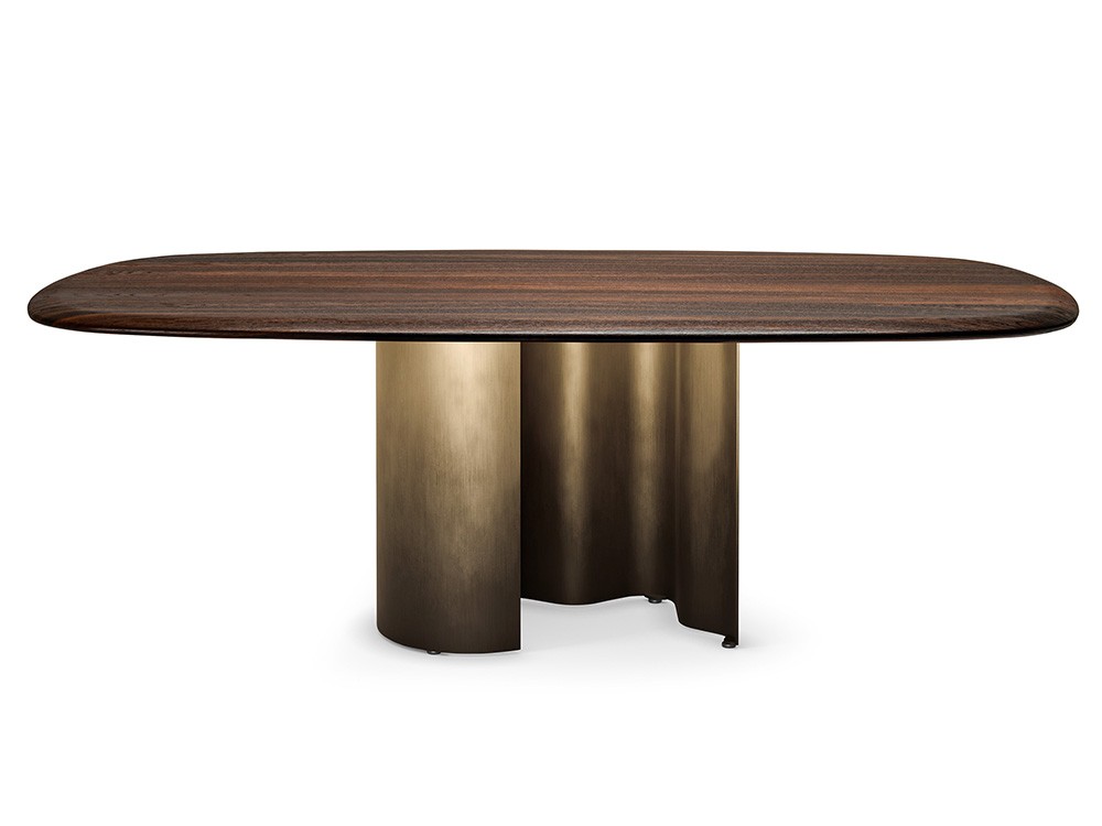 Disponible en varias medidas, puedes elegir tu mesa Papelito Wood U de Cattelan