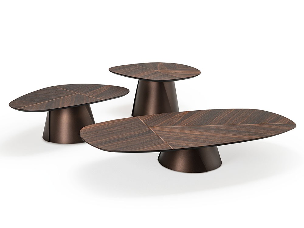 Base de acero gofrado en acabado titanio o bronce de Cattelan, mesa auxiliar Adrian Wood