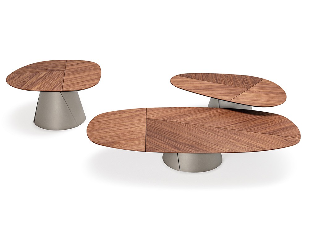 Con sobre en chapa natural de roble, puedes elegir medida y acabado de la base, mesa Adrian Wood Cattelan