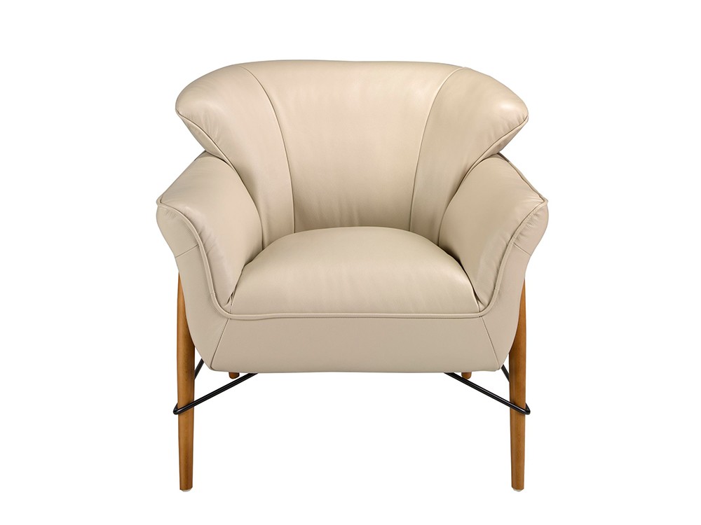 Asiento confortable de líneas envolventes, butaca 5129 de Ángel Cerdá