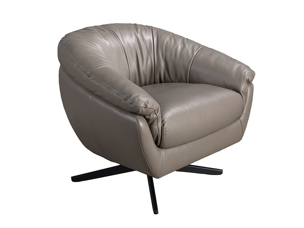 Estructura de acero negro de Ángel Cerdá 5138