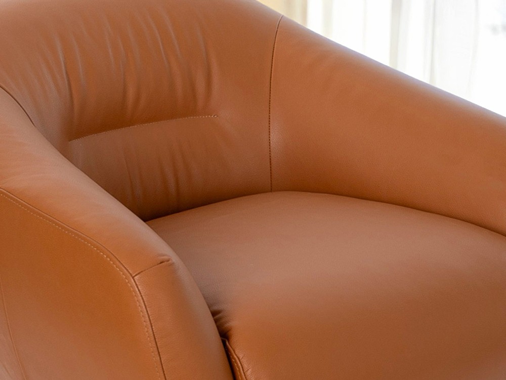 Detalle del tapizado en piel 5183 de Ángel Cerdá