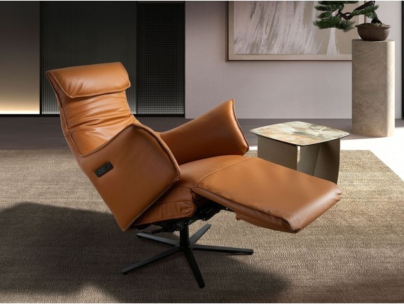 Sillón relax eléctrico giratorio tapizado en piel 5137 de Ángel Cerdá