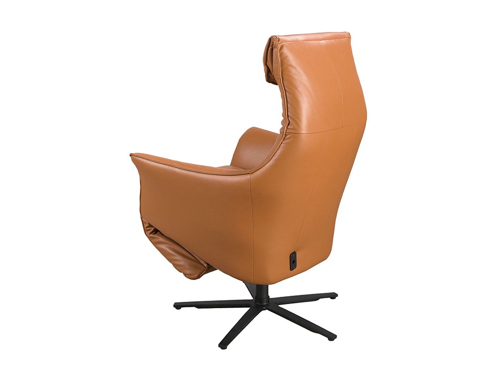 Respaldo alto y reposabrazos confortables para el sillón giratorio 5137 de Ángel Cerdá